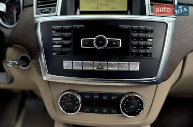 Внедорожник / Кроссовер Mercedes-Benz M-Class 2012 в 