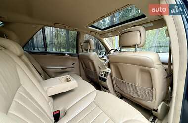 Позашляховик / Кросовер Mercedes-Benz M-Class 2009 в 