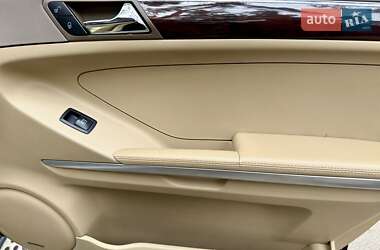 Позашляховик / Кросовер Mercedes-Benz M-Class 2009 в 