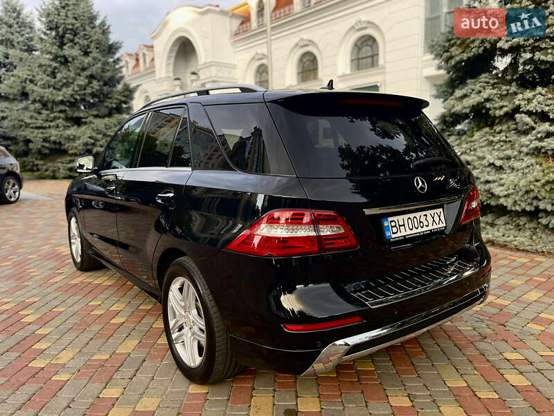 Внедорожник / Кроссовер Mercedes-Benz M-Class 2013 в Одессе