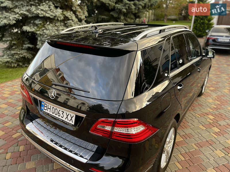 Внедорожник / Кроссовер Mercedes-Benz M-Class 2013 в Одессе