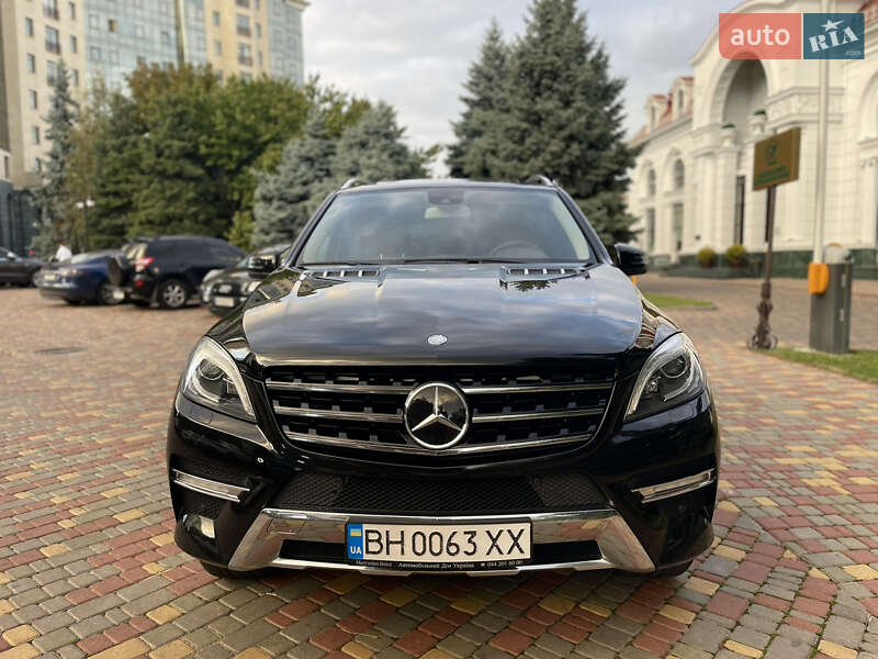 Внедорожник / Кроссовер Mercedes-Benz M-Class 2013 в Одессе