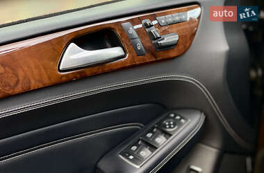 Позашляховик / Кросовер Mercedes-Benz M-Class 2013 в 