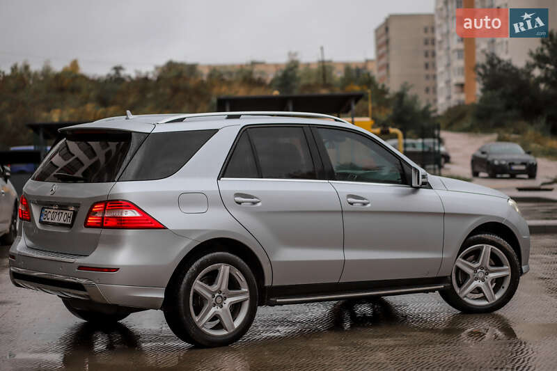 Позашляховик / Кросовер Mercedes-Benz M-Class 2013 в Львові фото 11 Позашляховик / Кросовер Mercedes-Benz M-Class 2013 в Львові