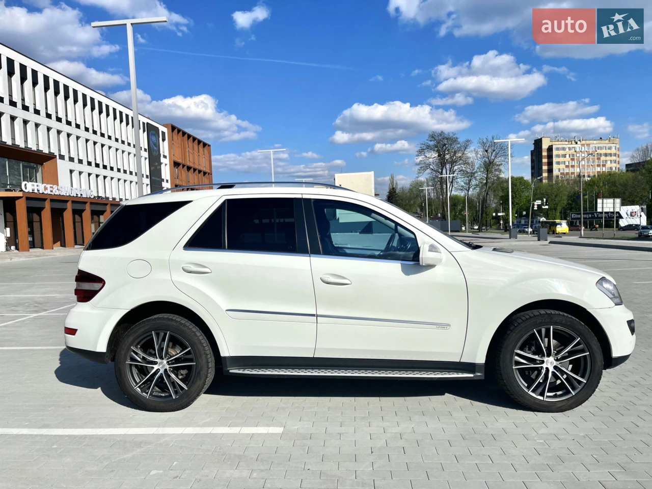 2010 Mercedes-Benz M-klasse - мініатюра 13