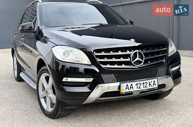 Внедорожник / Кроссовер Mercedes-Benz M-Class 2011 в 