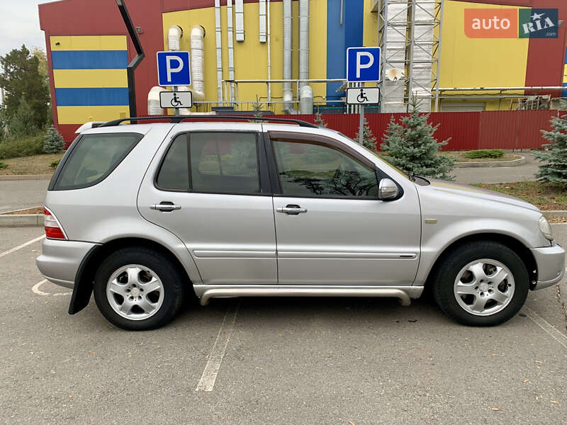Позашляховик / Кросовер Mercedes-Benz M-Class 2003 в Краматорську фото 4 Позашляховик / Кросовер Mercedes-Benz M-Class 2003 в Краматорську