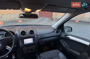 Внедорожник / Кроссовер Mercedes-Benz M-Class 2006 в 