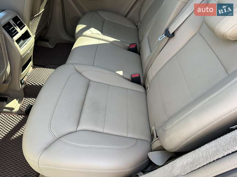 Внедорожник / Кроссовер Mercedes-Benz M-Class 2015 в Киеве