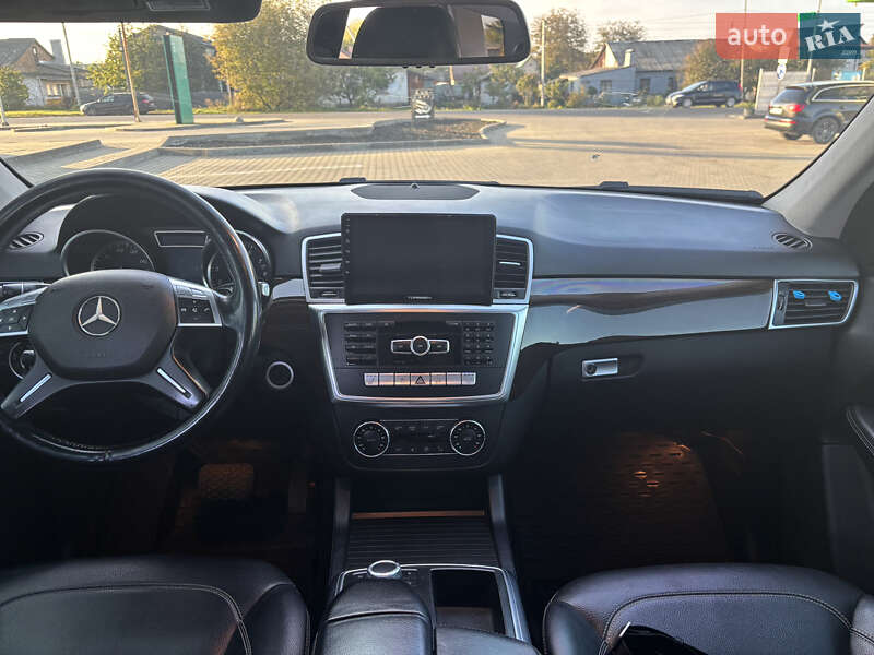 Позашляховик / Кросовер Mercedes-Benz M-Class 2012 в Нововолинську фото 18 Позашляховик / Кросовер Mercedes-Benz M-Class 2012 в Нововолинську