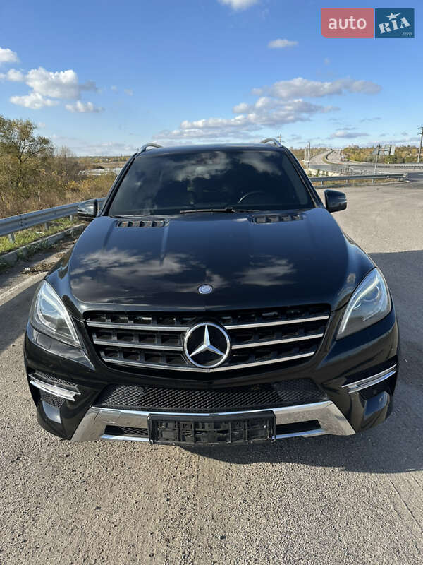 Mercedes-Benz M-Class 2014