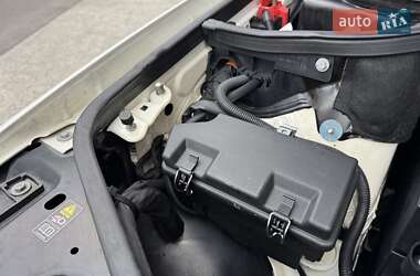 Внедорожник / Кроссовер Mercedes-Benz M-Class 2010 в 