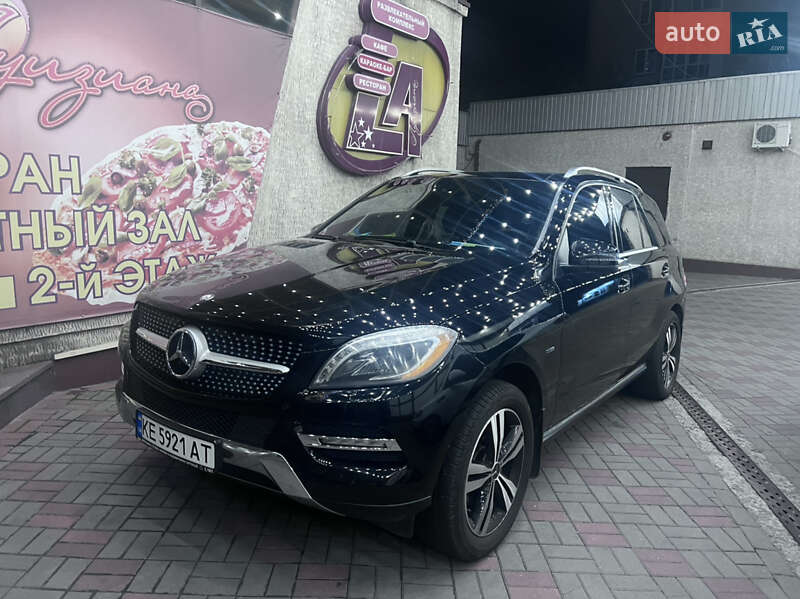 Mercedes-Benz M-Class 2012