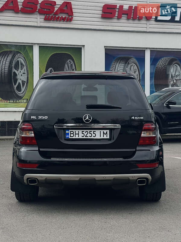 Позашляховик / Кросовер Mercedes-Benz M-Class 2009 в Ізмаїлі фото 3 Позашляховик / Кросовер Mercedes-Benz M-Class 2009 в Ізмаїлі