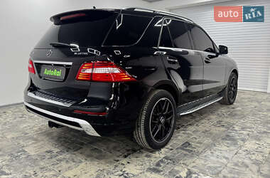 Внедорожник / Кроссовер Mercedes-Benz M-Class 2015 в 