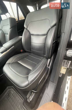 Внедорожник / Кроссовер Mercedes-Benz M-Class 2011 в 