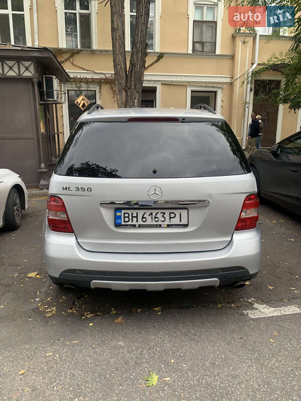 Внедорожник / Кроссовер Mercedes-Benz M-Class 2006 в Одессе
