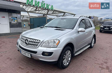 Позашляховик / Кросовер Mercedes-Benz M-Class 2007 в 