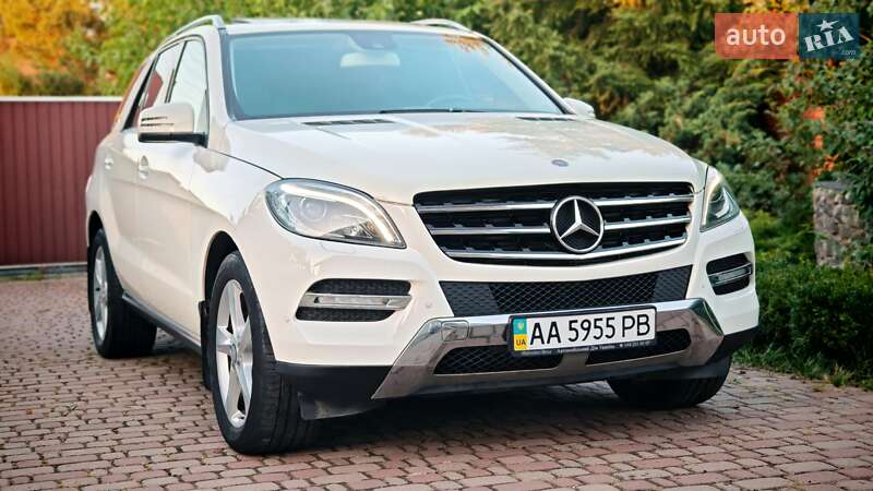 Позашляховик / Кросовер Mercedes-Benz M-Class 2012 в Києві