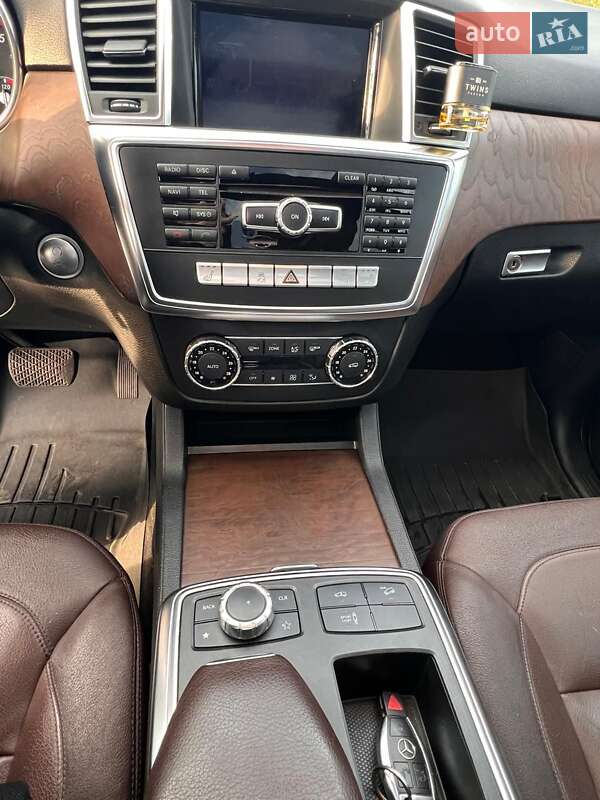 Внедорожник / Кроссовер Mercedes-Benz M-Class 2014 в Запорожье фото 2 Внедорожник / Кроссовер Mercedes-Benz M-Class 2014 в Запорожье