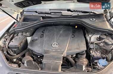 Внедорожник / Кроссовер Mercedes-Benz M-Class 2015 в 