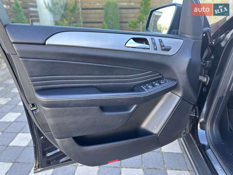 Позашляховик / Кросовер Mercedes-Benz M-Class 2012 в Стрию