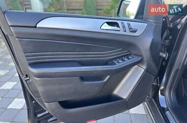 Внедорожник / Кроссовер Mercedes-Benz M-Class 2012 в 