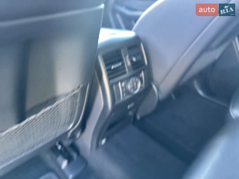 Позашляховик / Кросовер Mercedes-Benz M-Class 2012 в Стрию