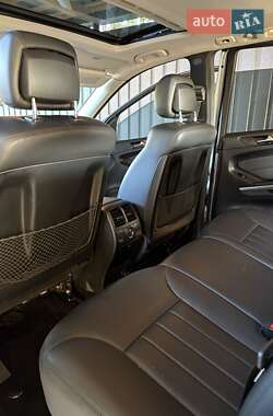 Позашляховик / Кросовер Mercedes-Benz M-Class 2008 в 
