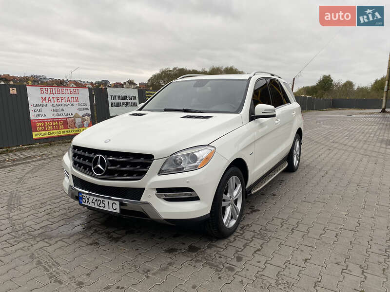 Внедорожник / Кроссовер Mercedes-Benz M-Class 2011 в Хмельницком