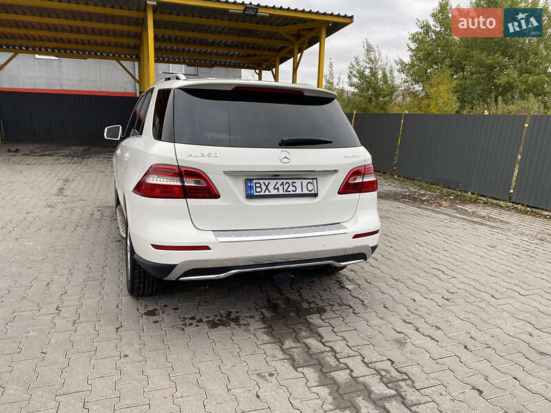 Внедорожник / Кроссовер Mercedes-Benz M-Class 2011 в Хмельницком