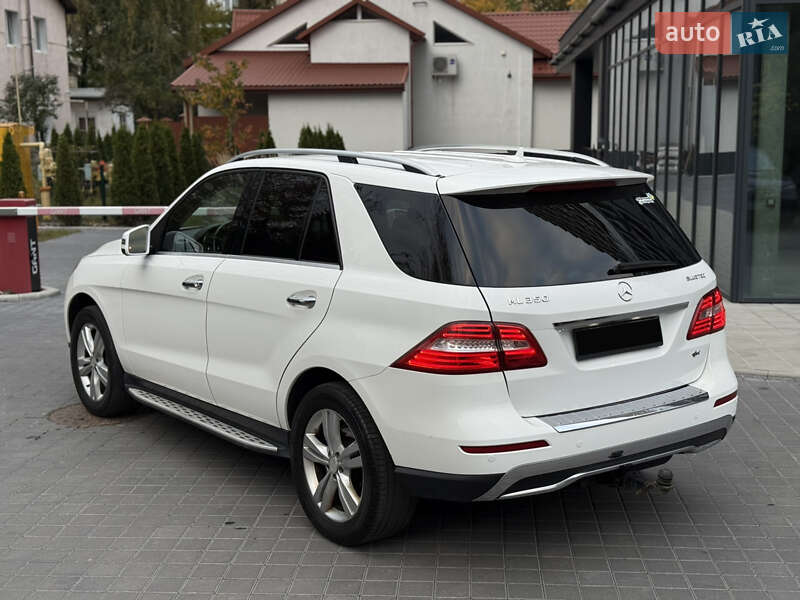 Внедорожник / Кроссовер Mercedes-Benz M-Class 2014 в Львове фото 16 Внедорожник / Кроссовер Mercedes-Benz M-Class 2014 в Львове