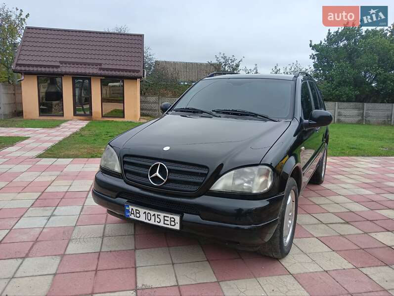 Внедорожник / Кроссовер Mercedes-Benz M-Class 2000 в Виннице
