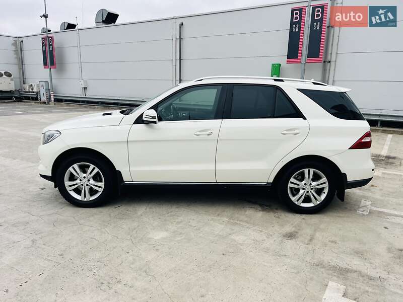 Позашляховик / Кросовер Mercedes-Benz M-Class 2013 в Києві фото 8 Позашляховик / Кросовер Mercedes-Benz M-Class 2013 в Києві