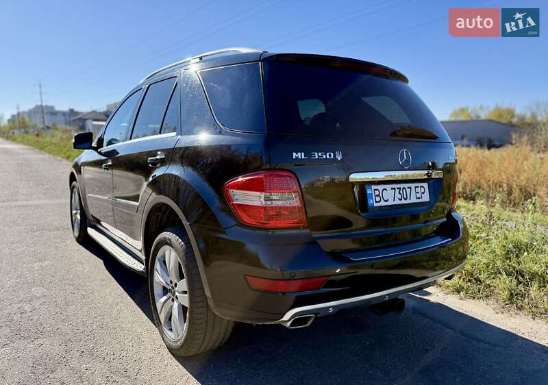 Позашляховик / Кросовер Mercedes-Benz M-Class 2011 в Львові фото 2 Позашляховик / Кросовер Mercedes-Benz M-Class 2011 в Львові