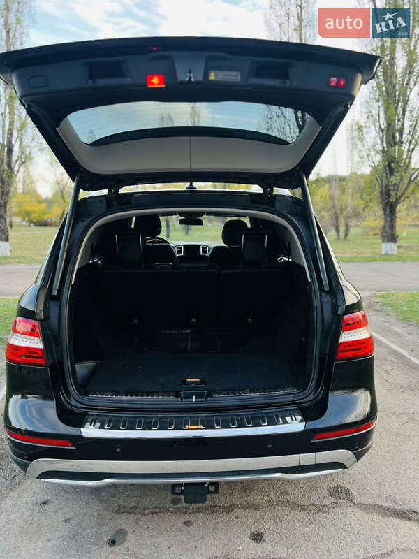 Позашляховик / Кросовер Mercedes-Benz M-Class 2015 в Кам'янському фото 7 Позашляховик / Кросовер Mercedes-Benz M-Class 2015 в Кам'янському