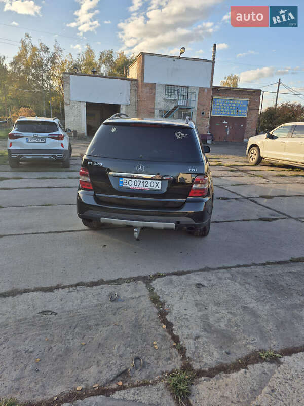 Позашляховик / Кросовер Mercedes-Benz M-Class 2005 в Великих Мостах фото 7 Позашляховик / Кросовер Mercedes-Benz M-Class 2005 в Великих Мостах