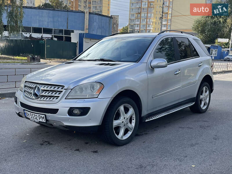 Внедорожник / Кроссовер Mercedes-Benz M-Class 2008 в Киеве фото 4 Внедорожник / Кроссовер Mercedes-Benz M-Class 2008 в Киеве