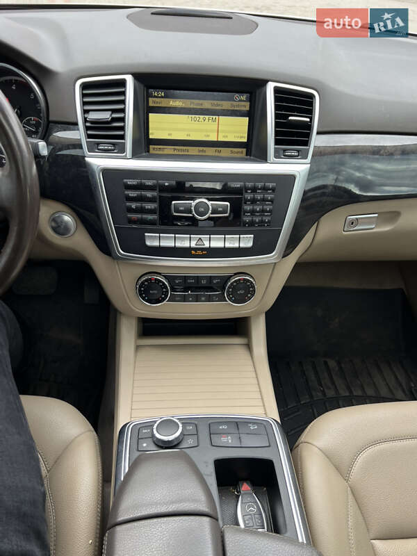 Позашляховик / Кросовер Mercedes-Benz M-Class 2012 в Первомайську фото 15 Позашляховик / Кросовер Mercedes-Benz M-Class 2012 в Первомайську