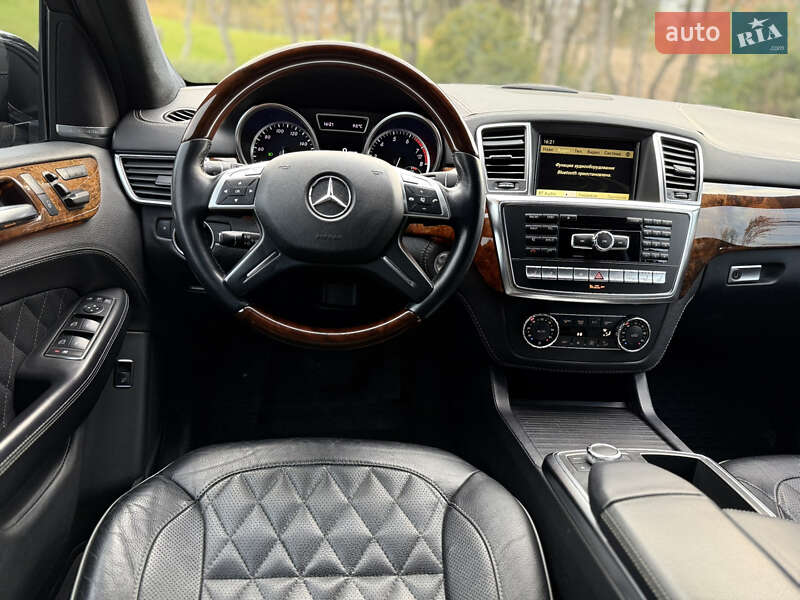 Позашляховик / Кросовер Mercedes-Benz M-Class 2011 в Дніпрі