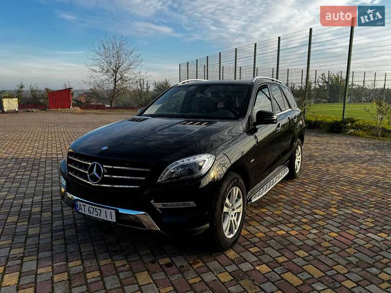 Позашляховик / Кросовер Mercedes-Benz M-Class 2012 в Заліщиках фото 10 Позашляховик / Кросовер Mercedes-Benz M-Class 2012 в Заліщиках