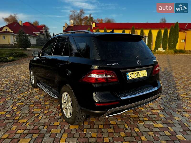 Позашляховик / Кросовер Mercedes-Benz M-Class 2012 в Заліщиках фото 15 Позашляховик / Кросовер Mercedes-Benz M-Class 2012 в Заліщиках