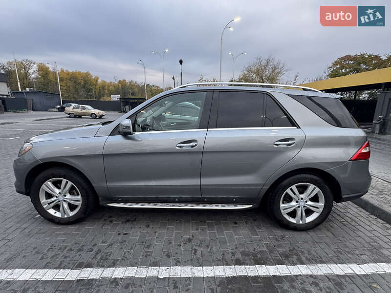 Позашляховик / Кросовер Mercedes-Benz M-Class 2012 в Дніпрі фото 8 Позашляховик / Кросовер Mercedes-Benz M-Class 2012 в Дніпрі
