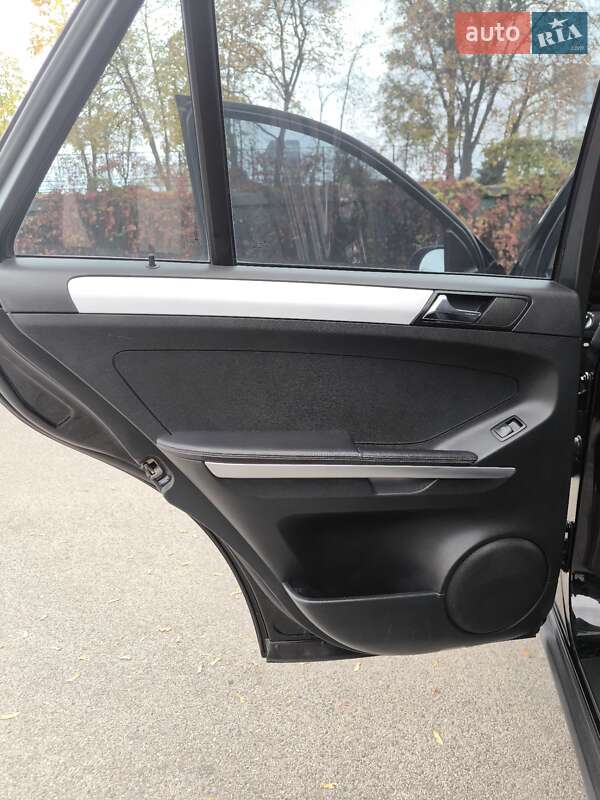 Позашляховик / Кросовер Mercedes-Benz M-Class 2007 в Дніпрі фото 30 Позашляховик / Кросовер Mercedes-Benz M-Class 2007 в Дніпрі