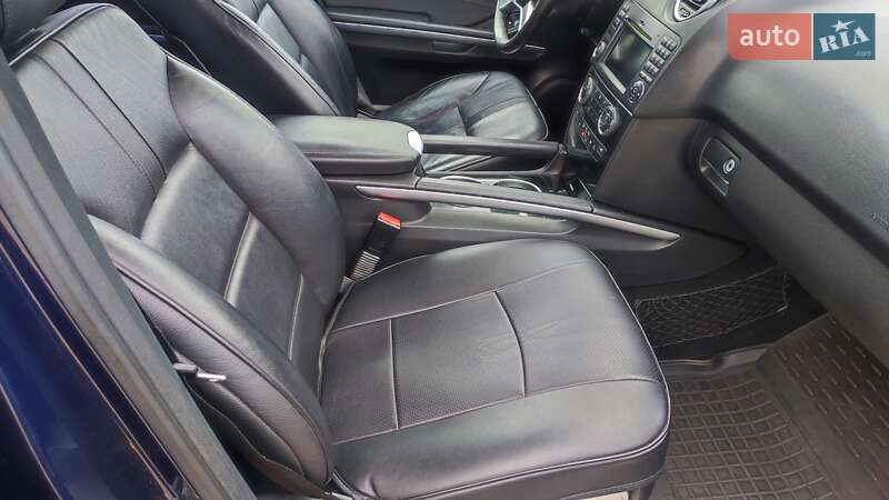 Позашляховик / Кросовер Mercedes-Benz M-Class 2008 в Києві