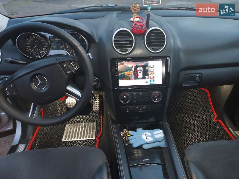 Внедорожник / Кроссовер Mercedes-Benz M-Class 2006 в Путиле фото 5 Внедорожник / Кроссовер Mercedes-Benz M-Class 2006 в Путиле