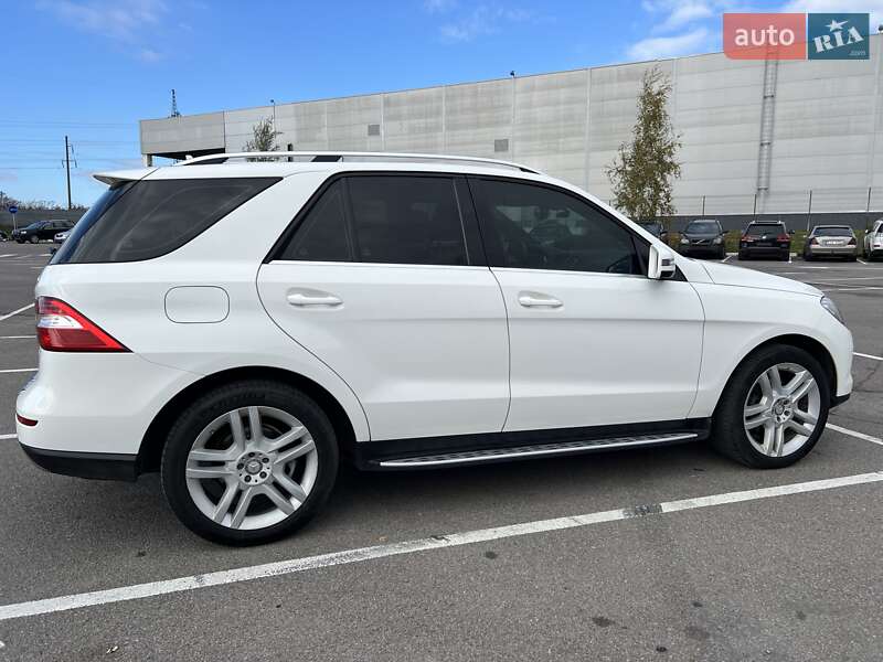 Позашляховик / Кросовер Mercedes-Benz M-Class 2015 в Луцьку фото 3 Позашляховик / Кросовер Mercedes-Benz M-Class 2015 в Луцьку