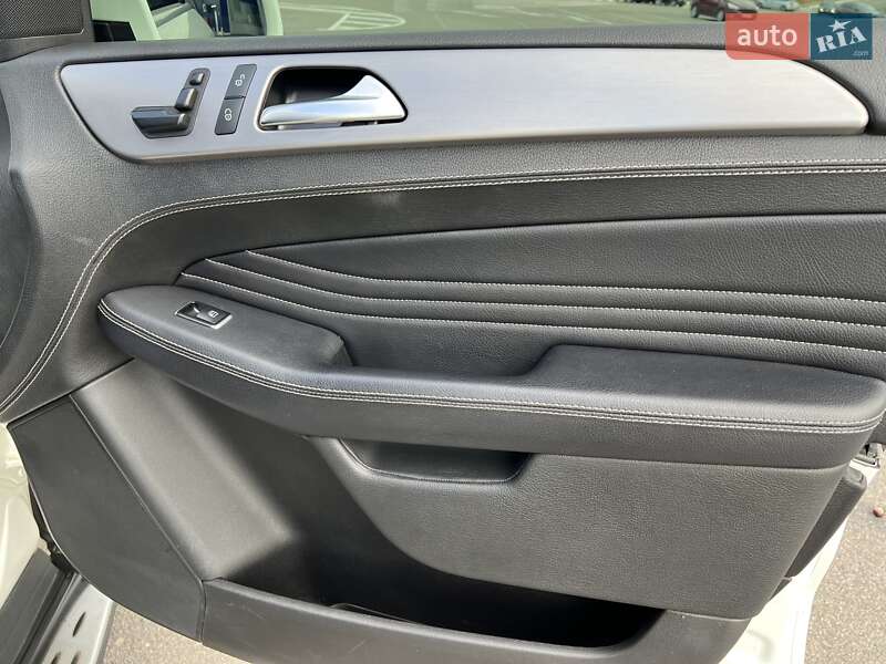 Позашляховик / Кросовер Mercedes-Benz M-Class 2015 в Луцьку фото 27 Позашляховик / Кросовер Mercedes-Benz M-Class 2015 в Луцьку