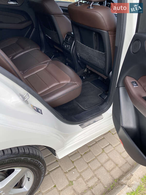 Позашляховик / Кросовер Mercedes-Benz M-Class 2013 в Одесі