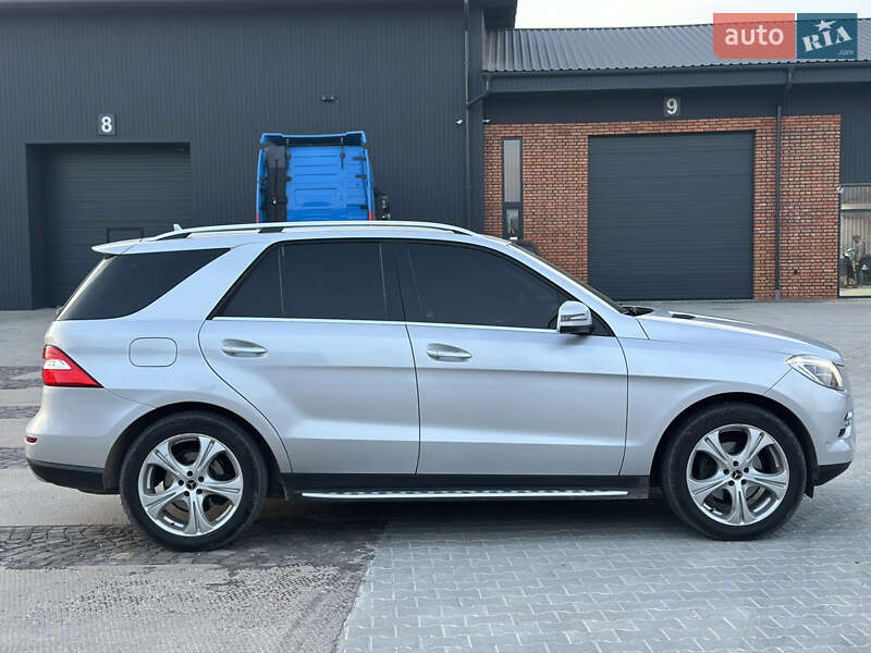 Позашляховик / Кросовер Mercedes-Benz M-Class 2013 в Іршаві фото 11 Позашляховик / Кросовер Mercedes-Benz M-Class 2013 в Іршаві